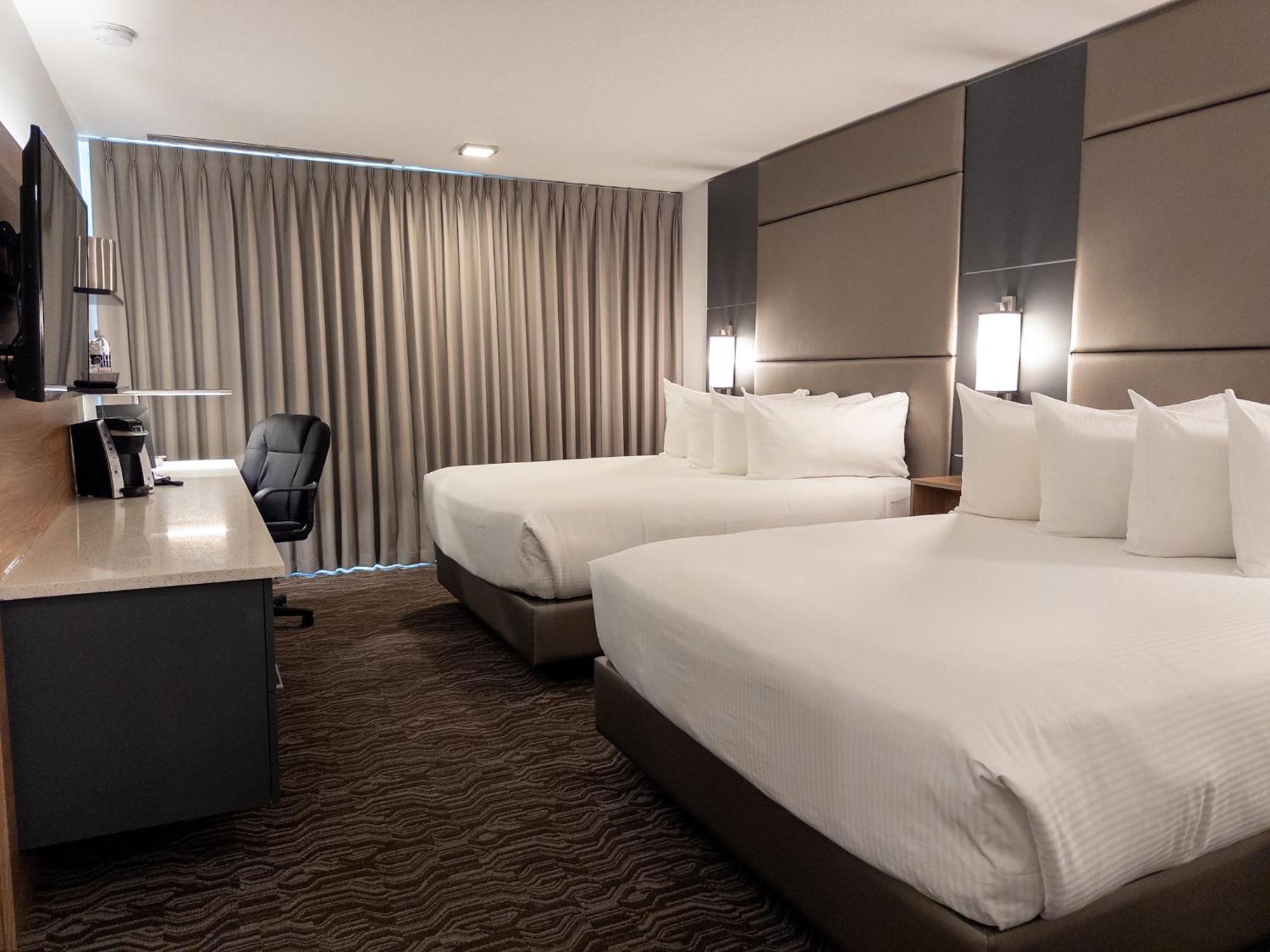 Hotel Carriage House And Conference Centre Calgary