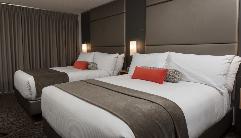 Carriage House And Conference Centre Hotel 4*